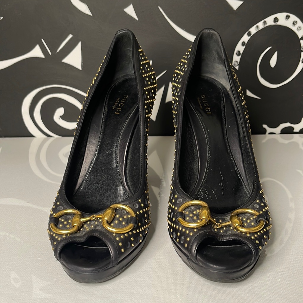 Brand Gucci Hollywood Hand Studded Exotic Size 39